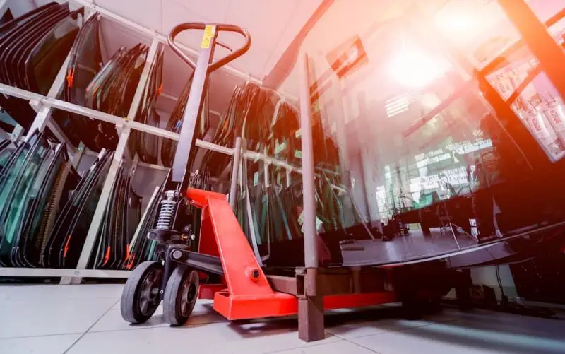 Windshield Replacement in Land O’ Lakes