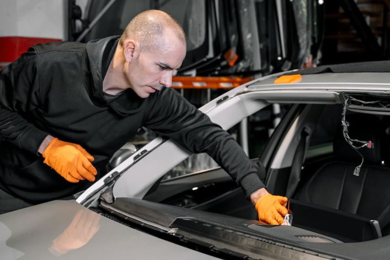 Same Day Windshield Replacement in Davenport