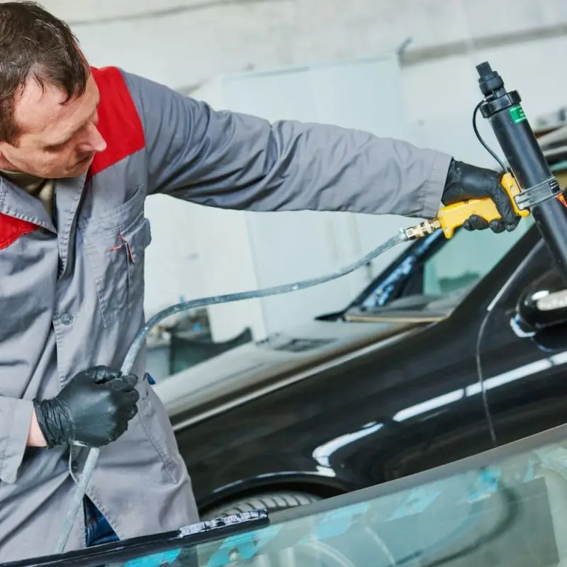 Windshield Replacement In Kissimmee