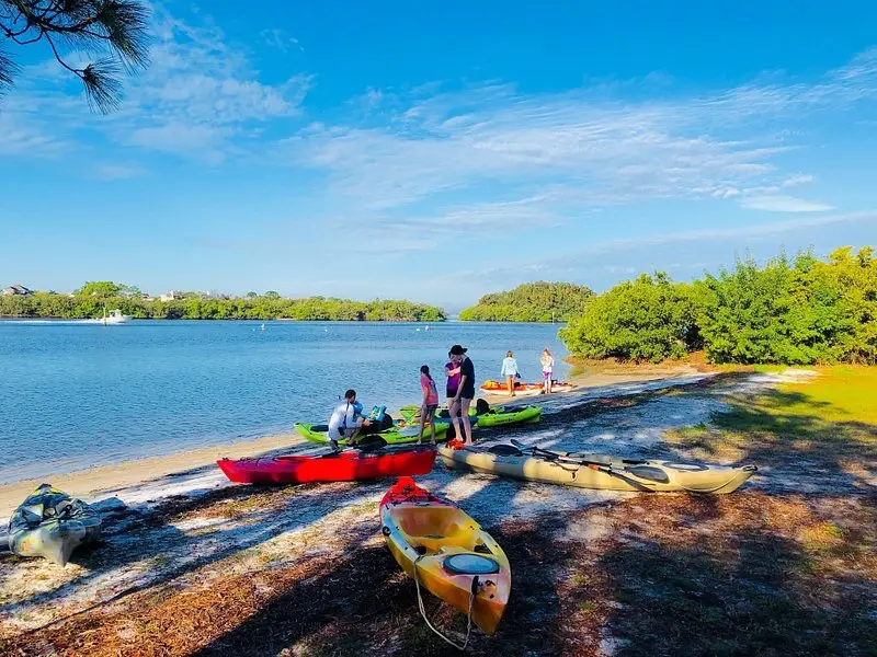 Holiday Auto Glass Windshield Replacement